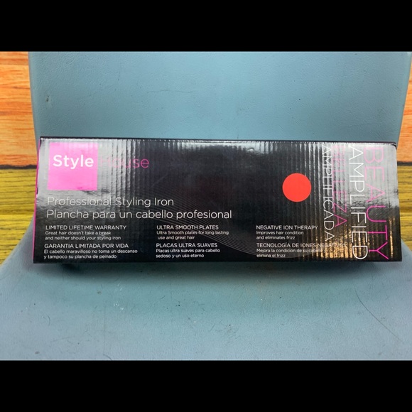 🚫SOLD🚫STYLE HOUSE candy apple red professional styling iron !  BRAND NEW - Picture 2 of 14